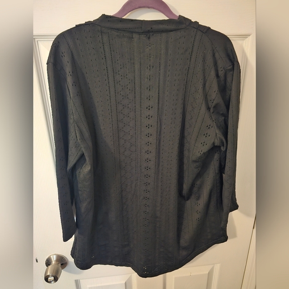 Naggoo Top - Picture 4 of 4